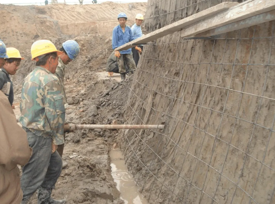 黄冈常见基坑支护开挖事故的原因分析与处理方法