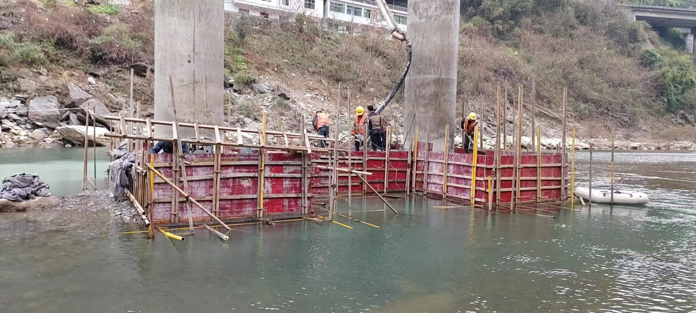 黄冈水利工程施工中堤坝渗漏原因以及防渗加固技术